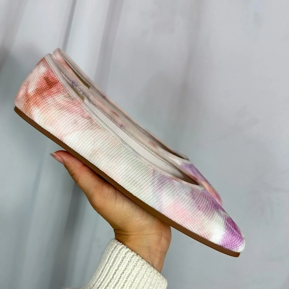 NWOT Louise Et Cie tye dye square toe flats size 6